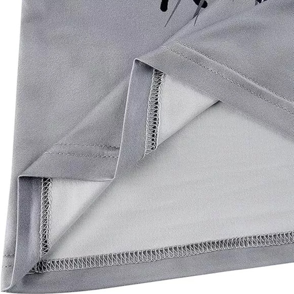 NWT Y2K Inspired Fleur De Lis Grunge Long Sleeve V Neck Shirt Graphic Top Small - Picture 9 of 9